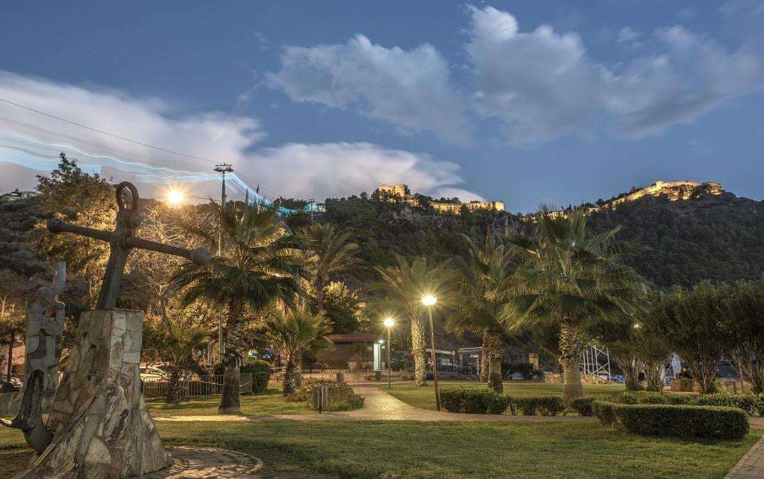 אלאניה Beautiful Sultan House At Cleopatra Beach 1 With Umbrellas, Balcony, Barbecue, Private 100Mbps Wifi, Smart Tv, Table Games, Vip Trans-Fer - Beautiful Apartmenthouse מראה חיצוני תמונה