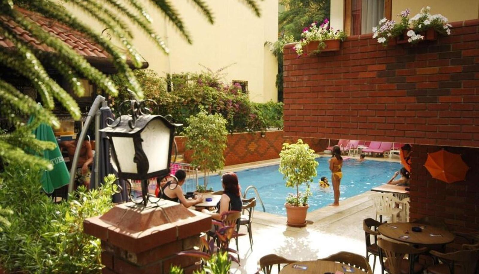 אלאניה Beautiful Sultan House At Cleopatra Beach 1 With Umbrellas, Balcony, Barbecue, Private 100Mbps Wifi, Smart Tv, Table Games, Vip Trans-Fer - Beautiful Apartmenthouse מראה חיצוני תמונה